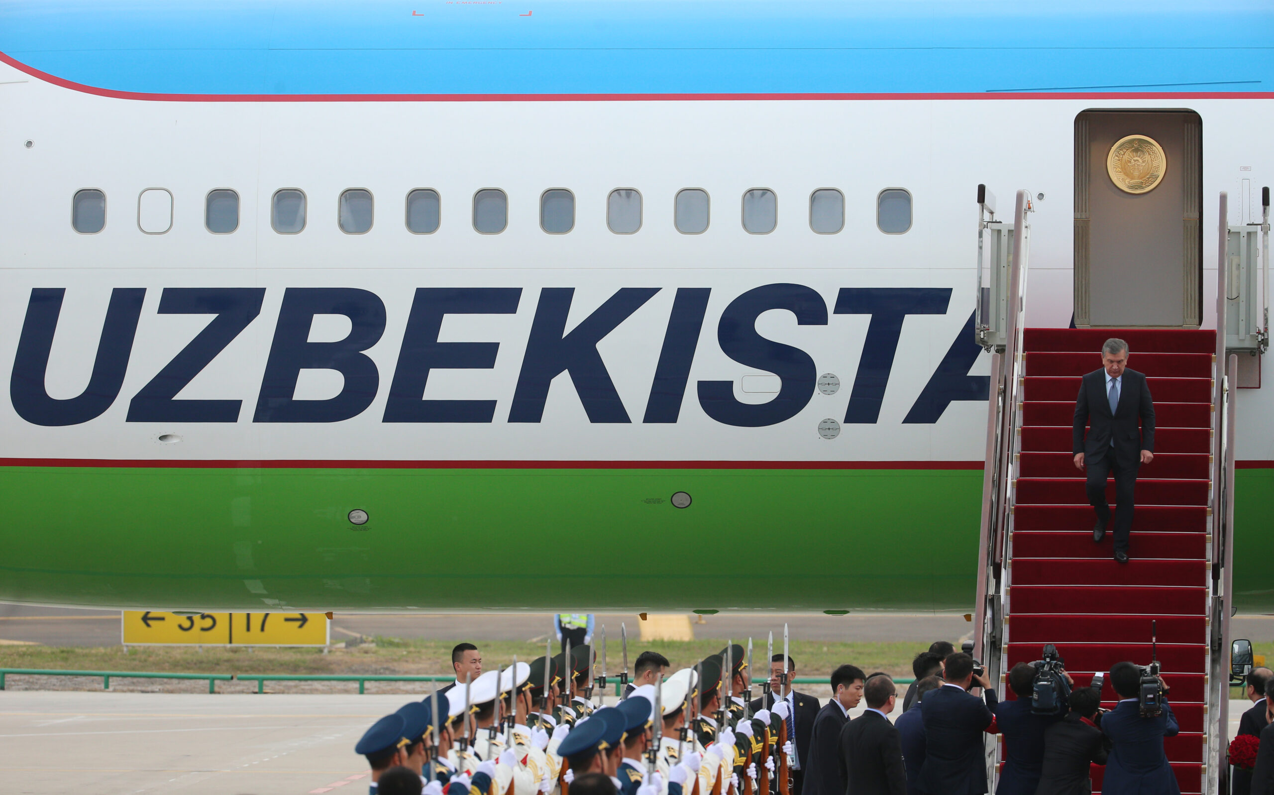 uzbekistans-reform-process-chances-and-challenges-main-original-scaled-1